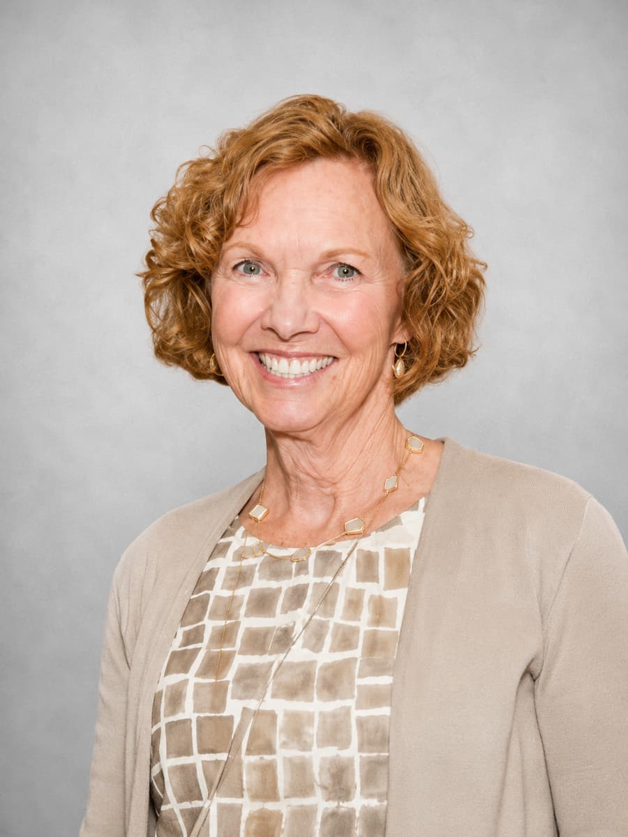 Portrait of Dede Frank